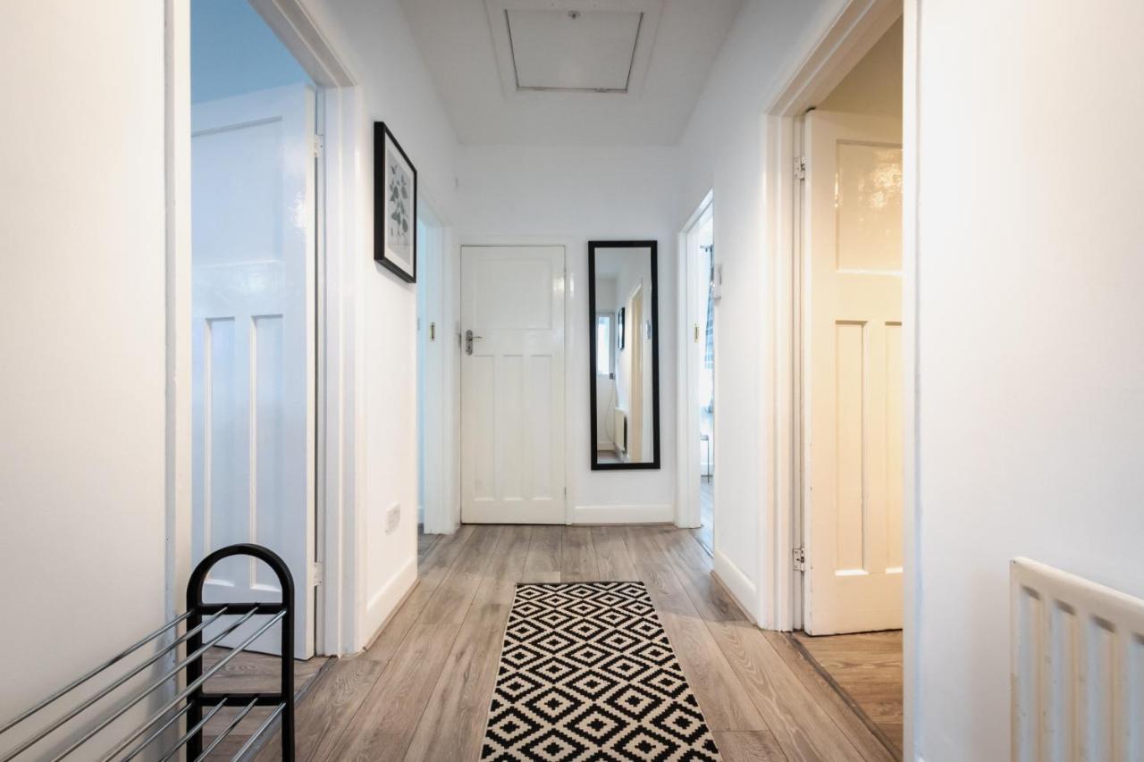 Accessible 3-Bedroom Bungalow With Patio +Drivewayサウサンプトン エクステリア 写真